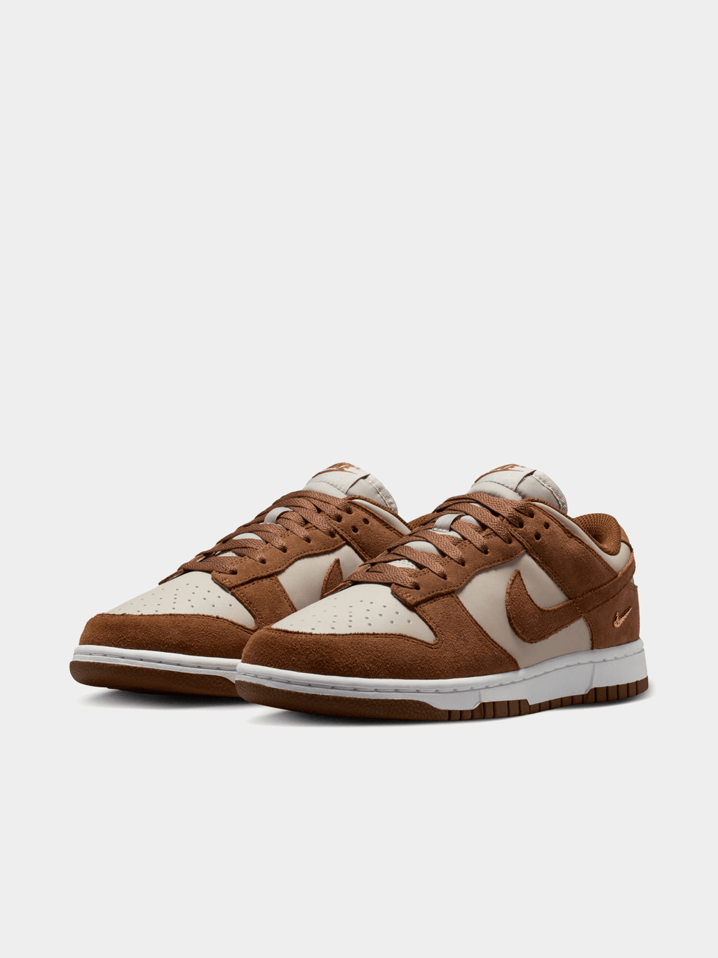 Nike Dunk Low Suede Light British Tan/Cream II/White Sneaker