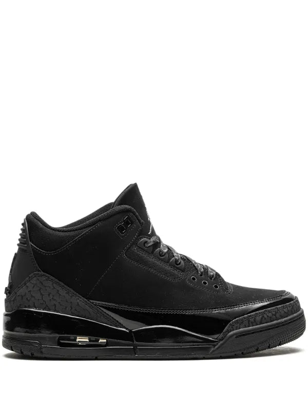 Air Jordan 3 Retro black cat