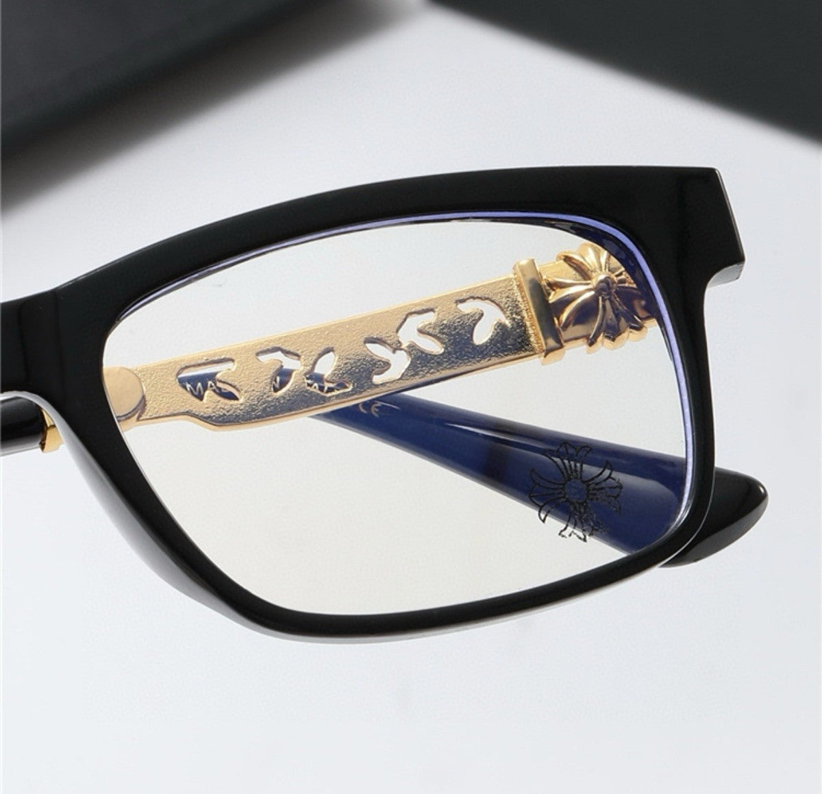 Chrome heart glasses - black  & gold badges