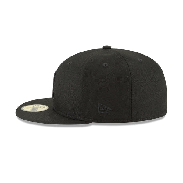 Blackout Basic 59FIFTY Fitted