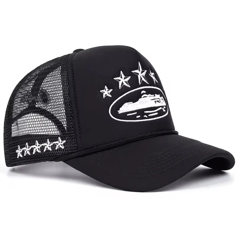 CORTEIZ ALCATRAZ TRUCKER HAT WHITE / BLACK